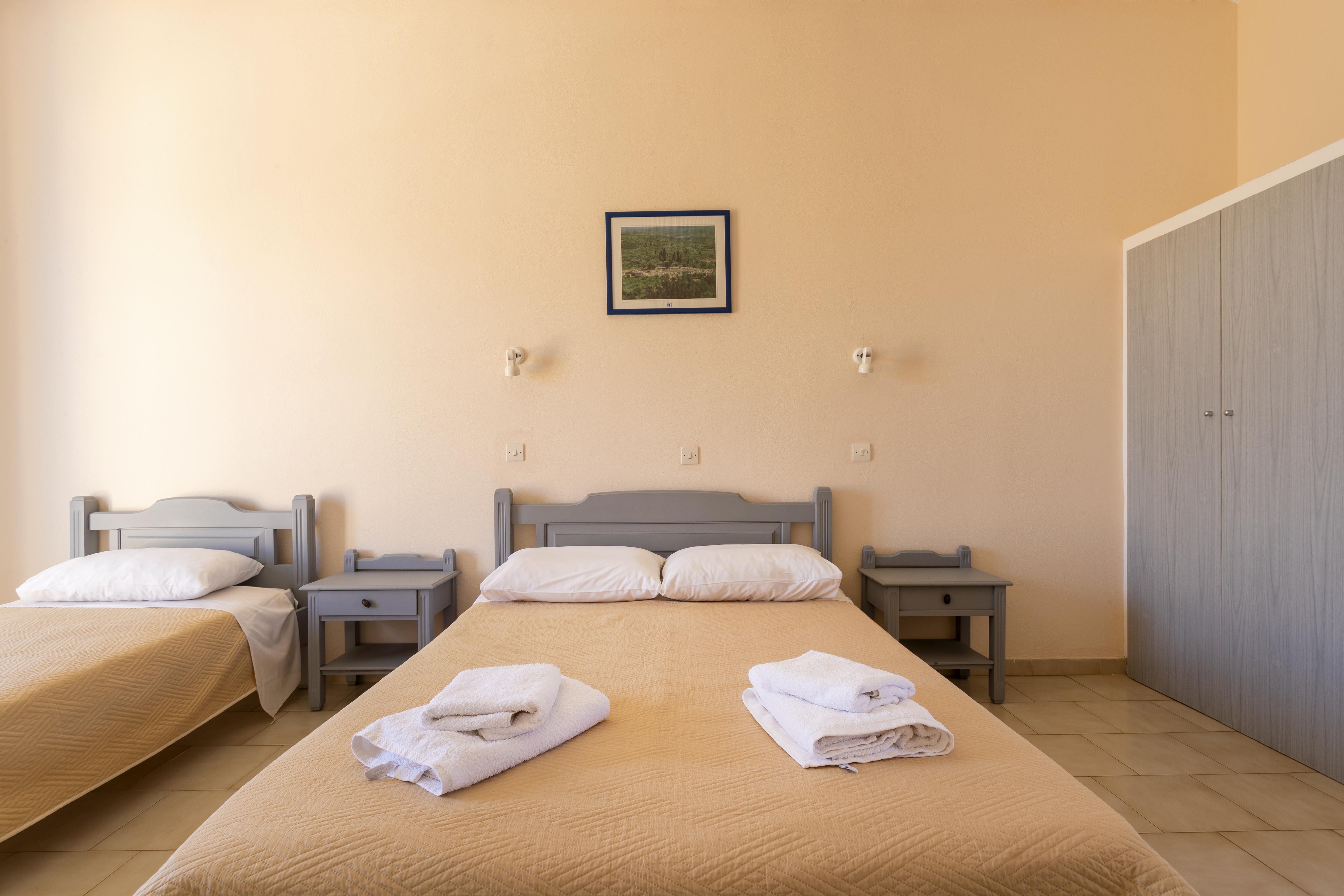 Vanas Apartments Spetses Town Exterior photo