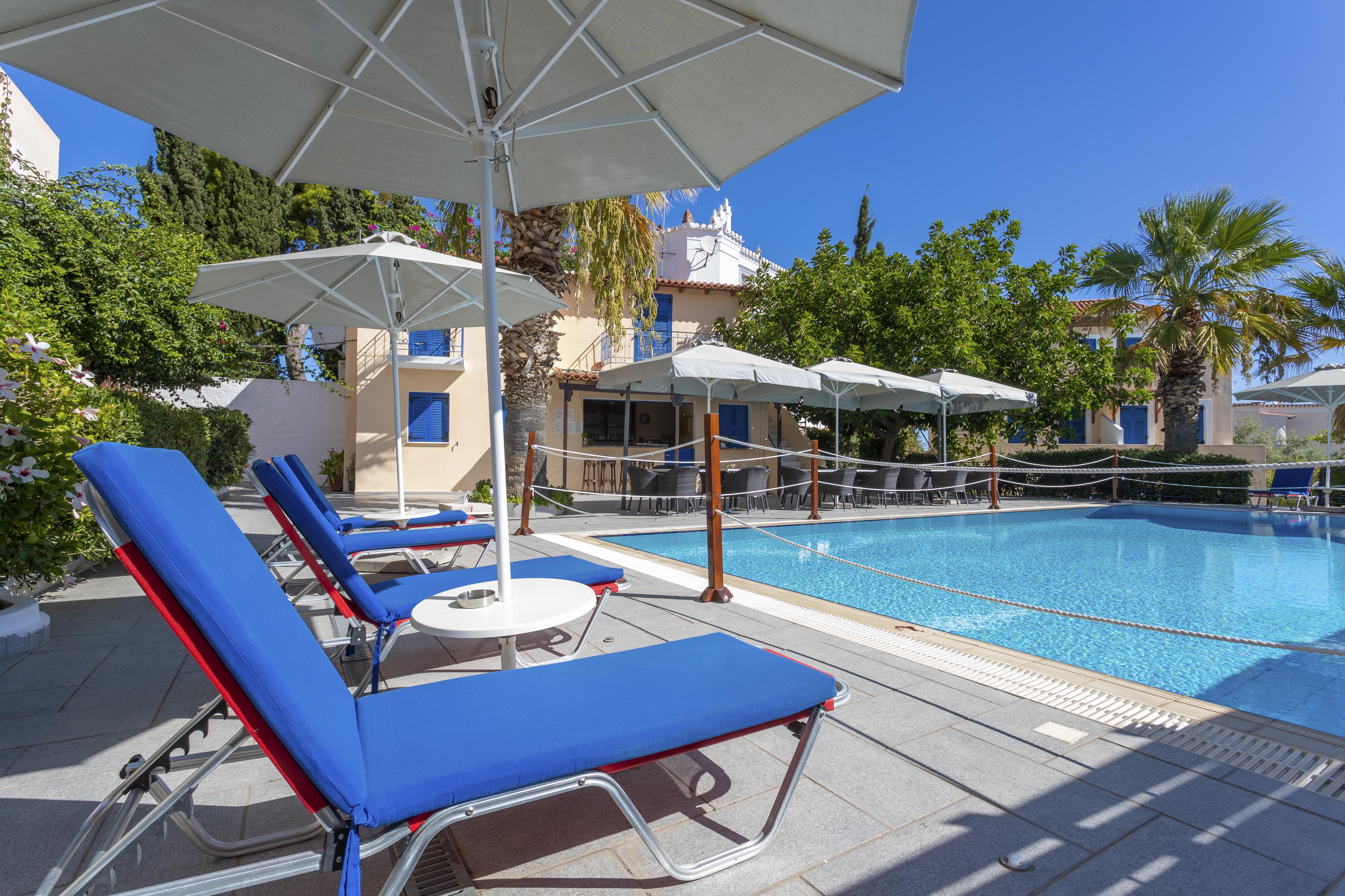 Vanas Apartments Spetses Town Exterior photo